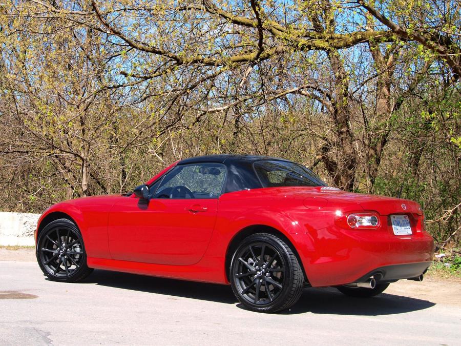  Mazda MX-5 Miata PRHT Special Edition 2012 года  (фото 4 из 5)